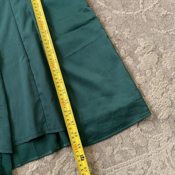 Showpo. Amethyst Green dress front‎ split holidays bridesmaids size 8 Prom satin - Picture 13 of 16